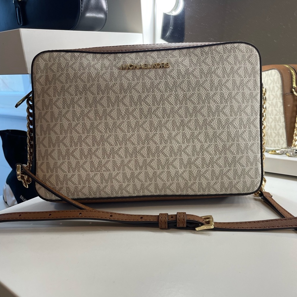 MK Ginny Medium Logo Crossbody Bag
